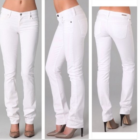 Citizens Of Humanity Denim - Women’s Citizens of Humanity “Ava” low rise straight leg white jeans. Size 25.